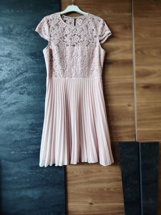 Нова Рокля H&M/S