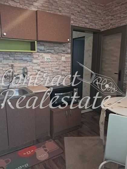 Дава се под наем Тристаен апартамент в Варна, Лятно кино Тракия - 72 кв.м за 408 € - Снимка #1