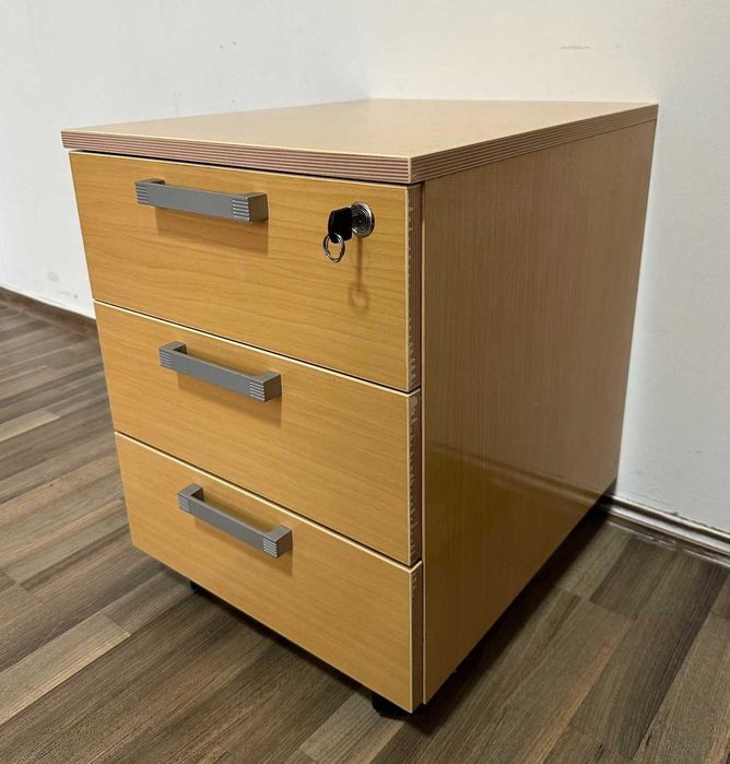 Rollbox EN-GROS min 20 buc; Pret special 70 lei Ideal pentru revanzare