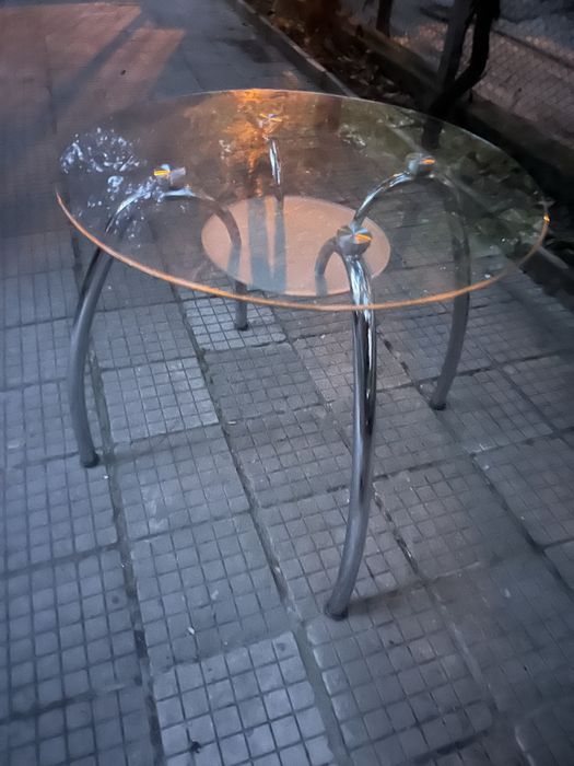 Сълклена трапезарна маса