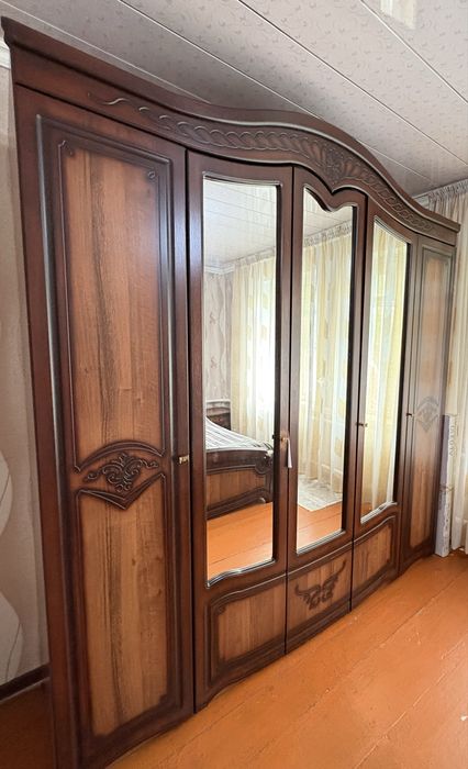 Спальный гарнитур