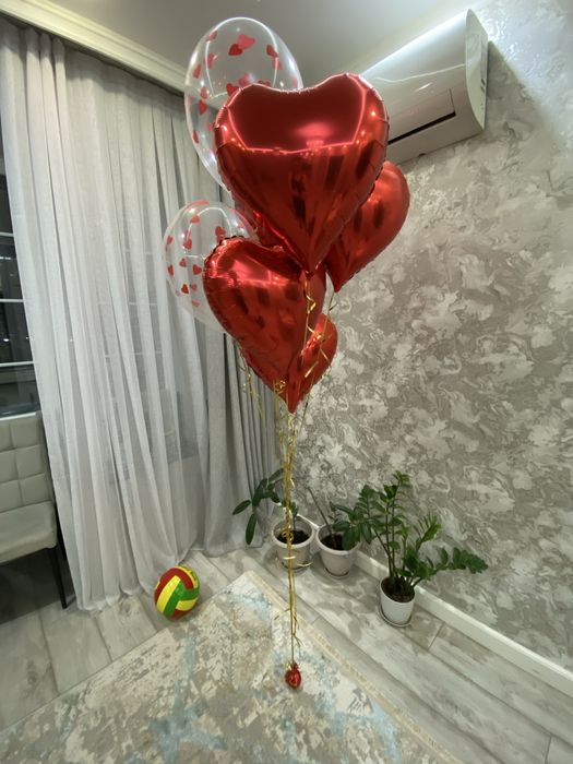 Шары красные сердечки