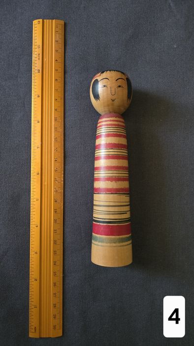 Papusi japoneze kokeshi