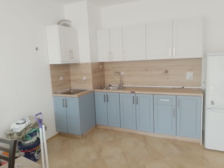 Сглобяване и Монтиране на Мебели