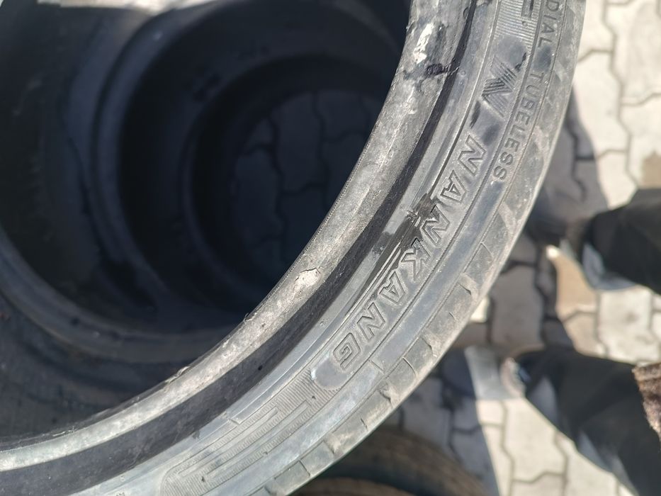 Продам резину лето 18