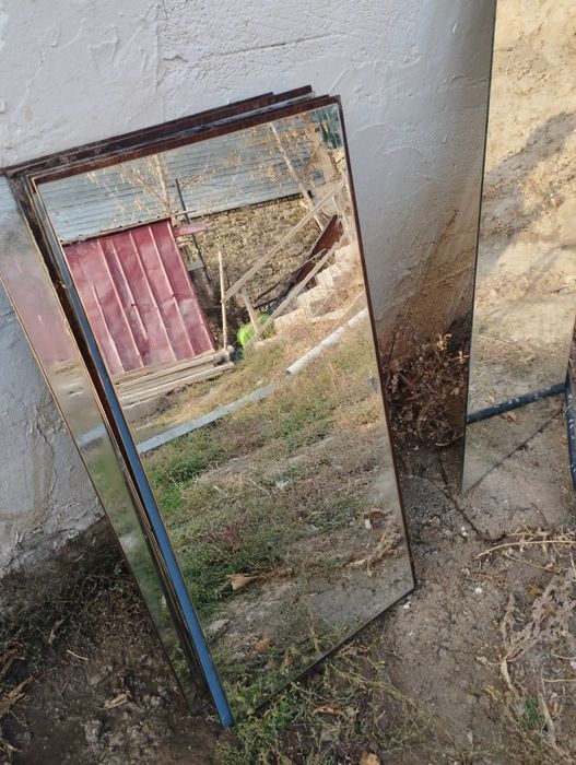Зеркало почти новые