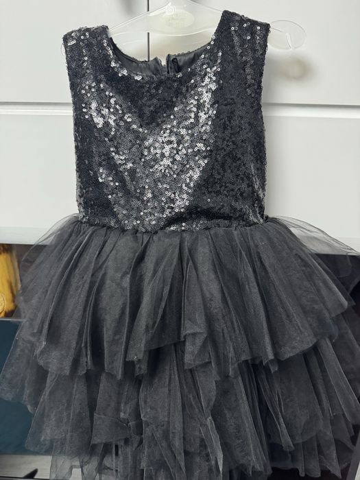 Платья на девочку от 3-6 лет