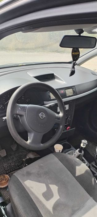 Калата Опел Марива 1.6 16v. бензин