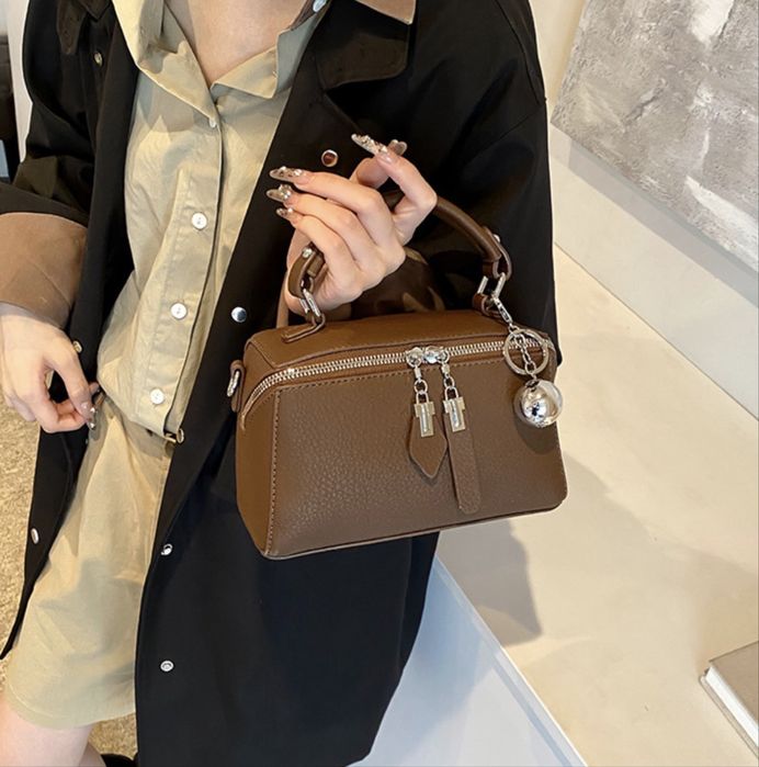 Сумка кросс боди коричневая