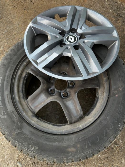 Комплект дисков с резиной