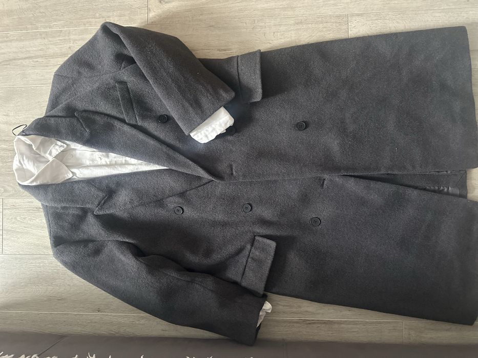 Пальто серая весна