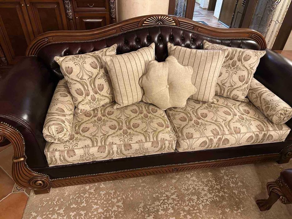 Продавам холова гарнитура