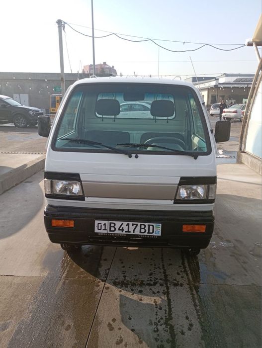 Labo yangi arendaga beriladi