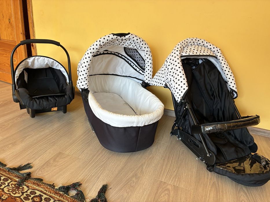 Бебешка количка 3в1 със зимен, летен кош и столче за кола