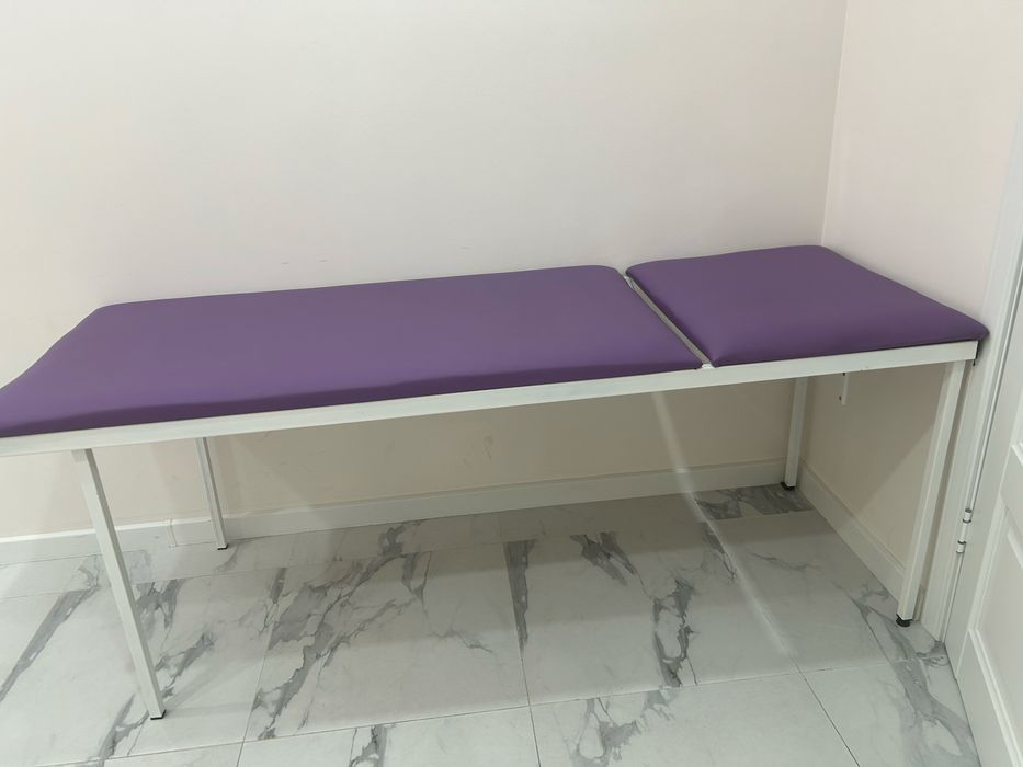 Медицинские кушетки