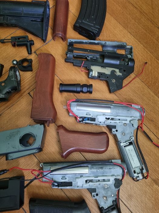 LOT PIESE AIRSOFT  ak și  m4