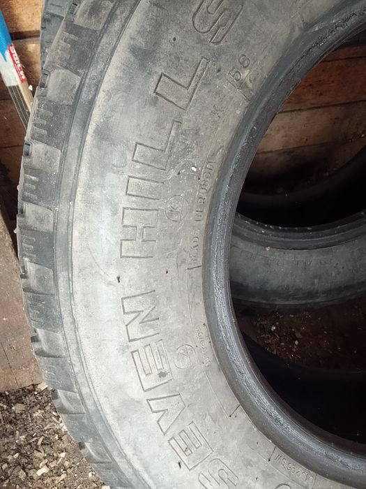 Продам два баллона зимней резины