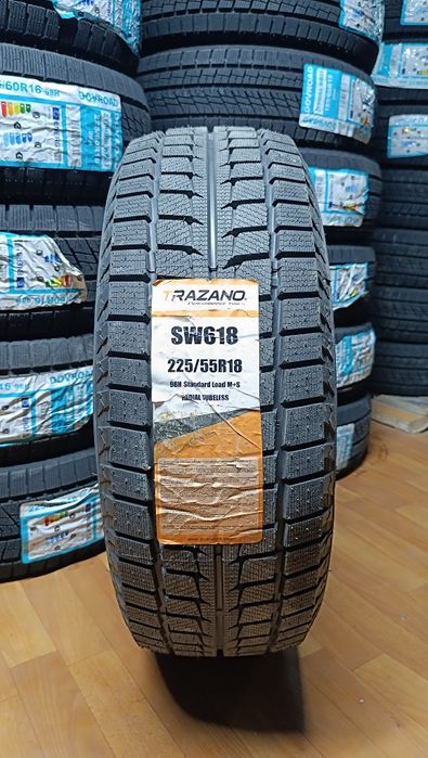 225/55R18  TRAZANO