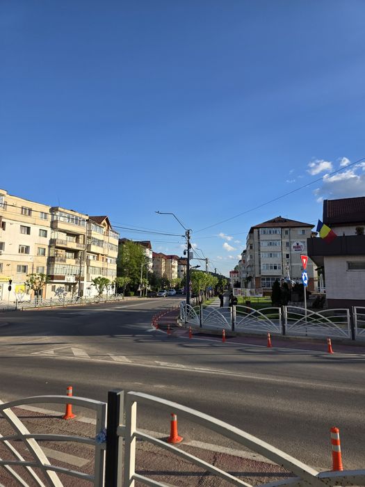 Spatiu comercial DE ÎNCHIRIAT