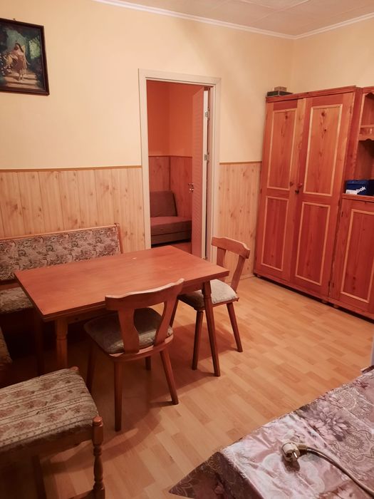Dau in chirie apartament 2 camere.