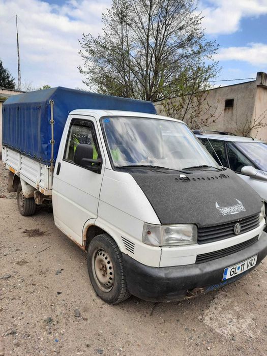 Autoutilitara T4