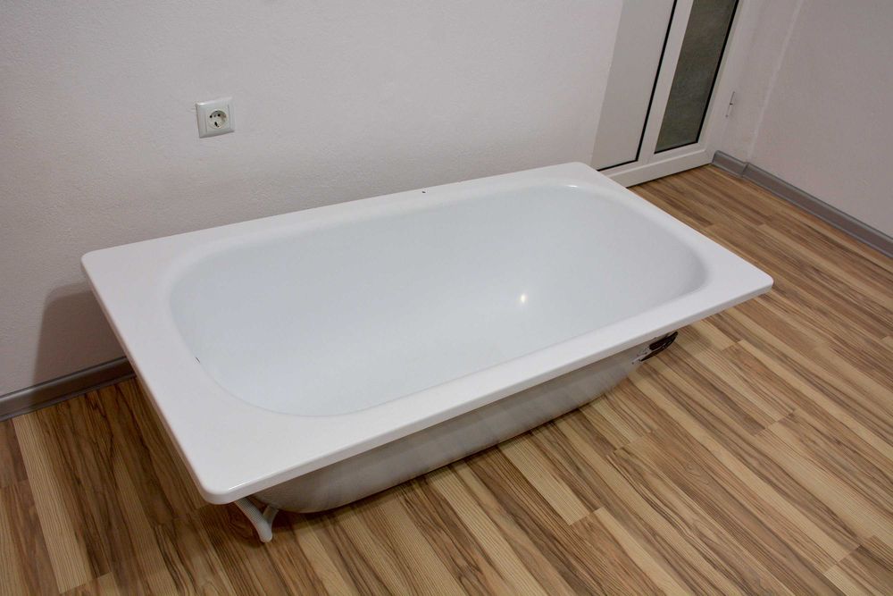 Метална вана за баня 140/70 см, за вграждане