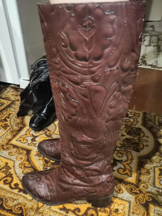 Срочно демесезонные сапожки.