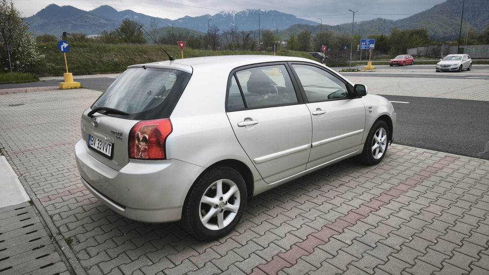 De vânzare: Toyota Corolla 2005 – 1.4 D-4D, MMT, 261.000 km, Hatchback