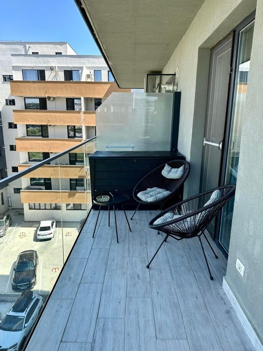 Inchiriez apartament prima linie mamaia nord