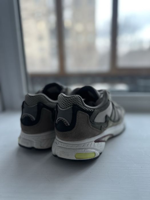 Кроссовки Adidas