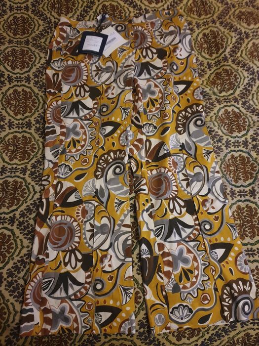 Брюки  S MaxMara продам.