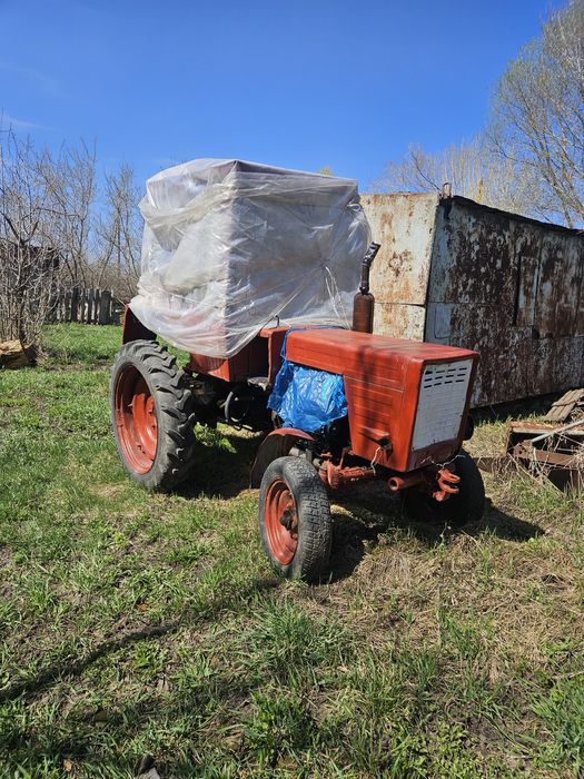 Трактор т 25 на ходу