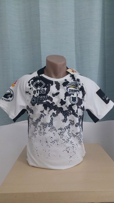 Tricou Erreà Zebre Rugby Club (Parma) – Size M (Nou cu etichetă)