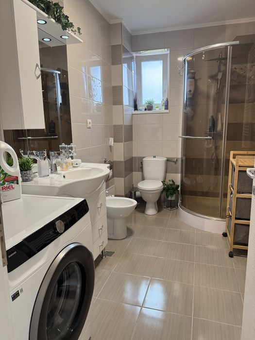 De Vanzare Apartament