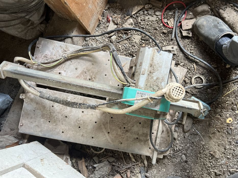 Masina de taiat marmura/gresie/faianta pe apa