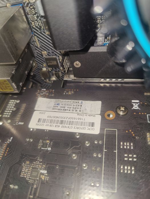 Продам OCPC GeForce GTX 1650 4GB GDDR6