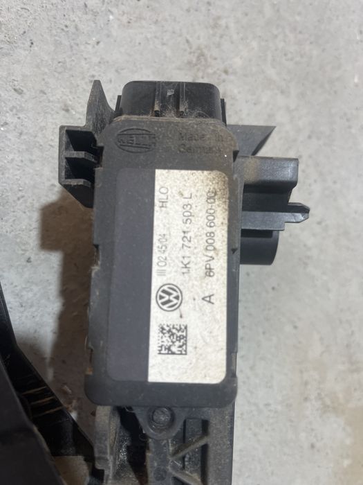 pedala acceleratie volkswagen golf 5 1.4fsi