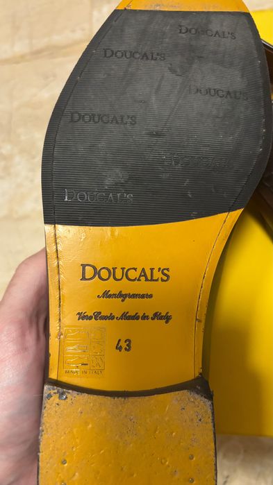 Doucal's leather loafers