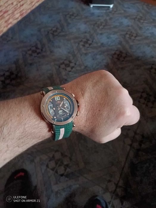 Часовник INVICTA лимитирана серия