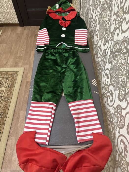 продам или сдам на прокат детские новогодние костюмы