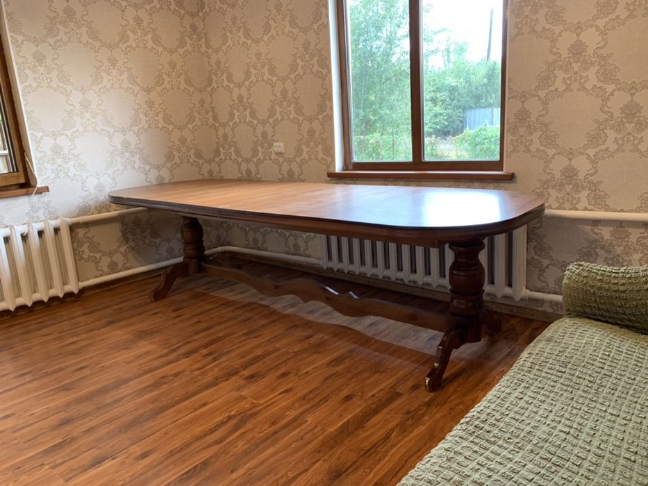 Продам Стол/ Почти новый