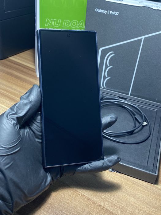 Samsung Galaxy Z Fold7 • 512 GB • Black