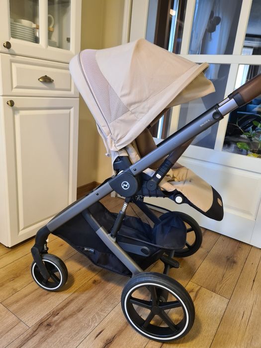 Cybex Balios S Lux Almond Beige/Moss green