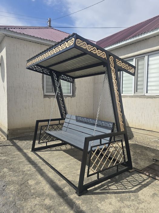 Качеля сатылады.