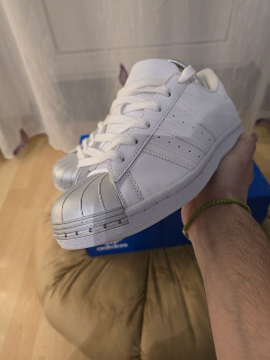 Adidas Superstar