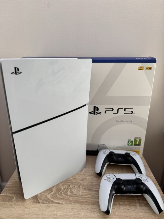 PlayStation 5 Slim + DualSense + игры