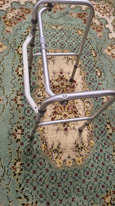 Cadru persoane cu dizabilități