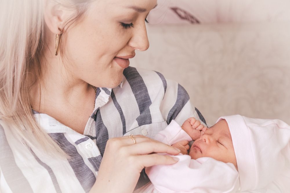 Фотограф на выписку с Род. Дома