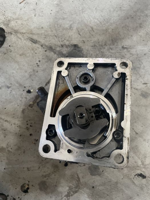 Pompa vacuum Iveco daily,master,boxer,jumper 2.5 2.8