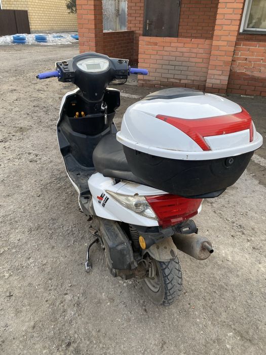 Скутер м12 125 кубов